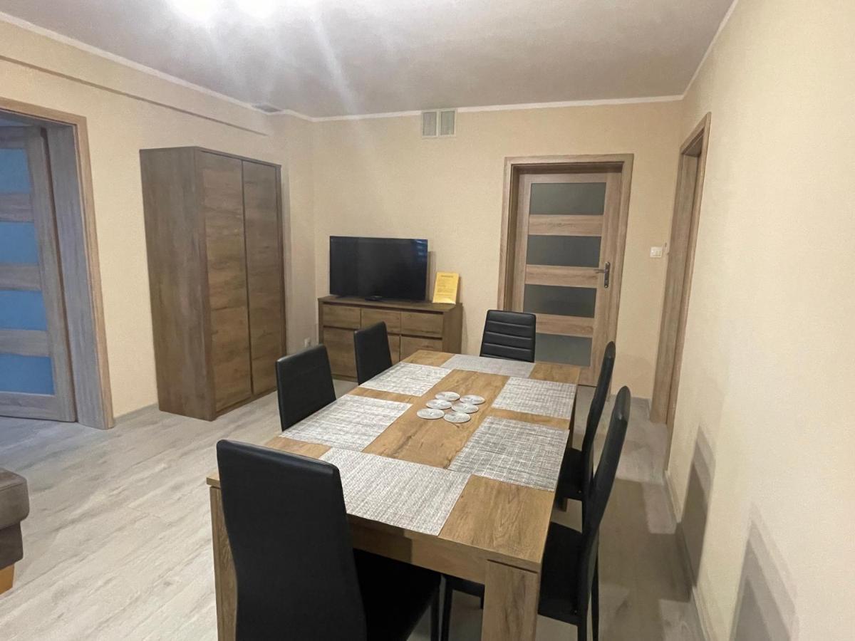 Apartamenty Alicja Dzierzoniow Luaran gambar
