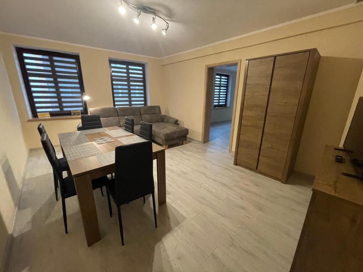 Apartamenty Alicja Dzierzoniow Luaran gambar