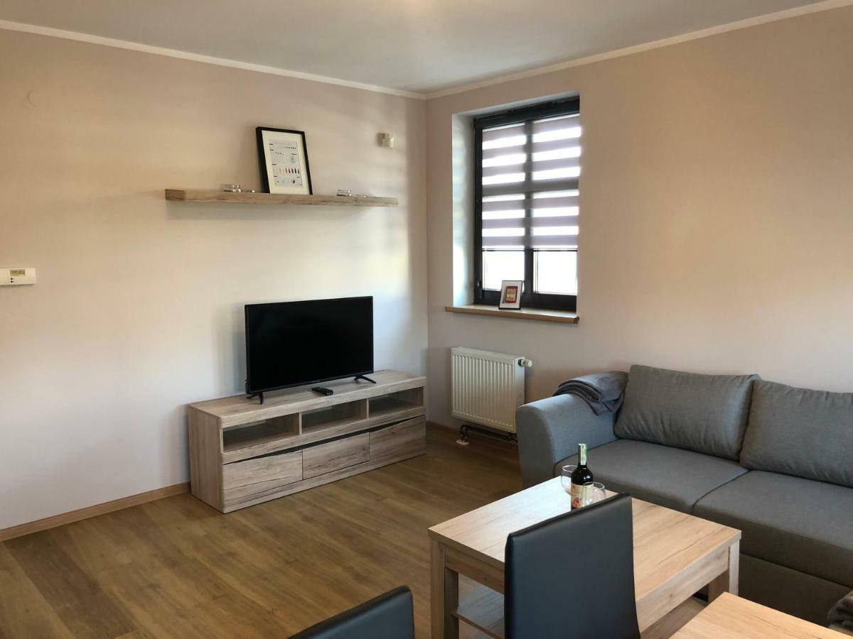 Apartamenty Alicja Dzierzoniow Luaran gambar