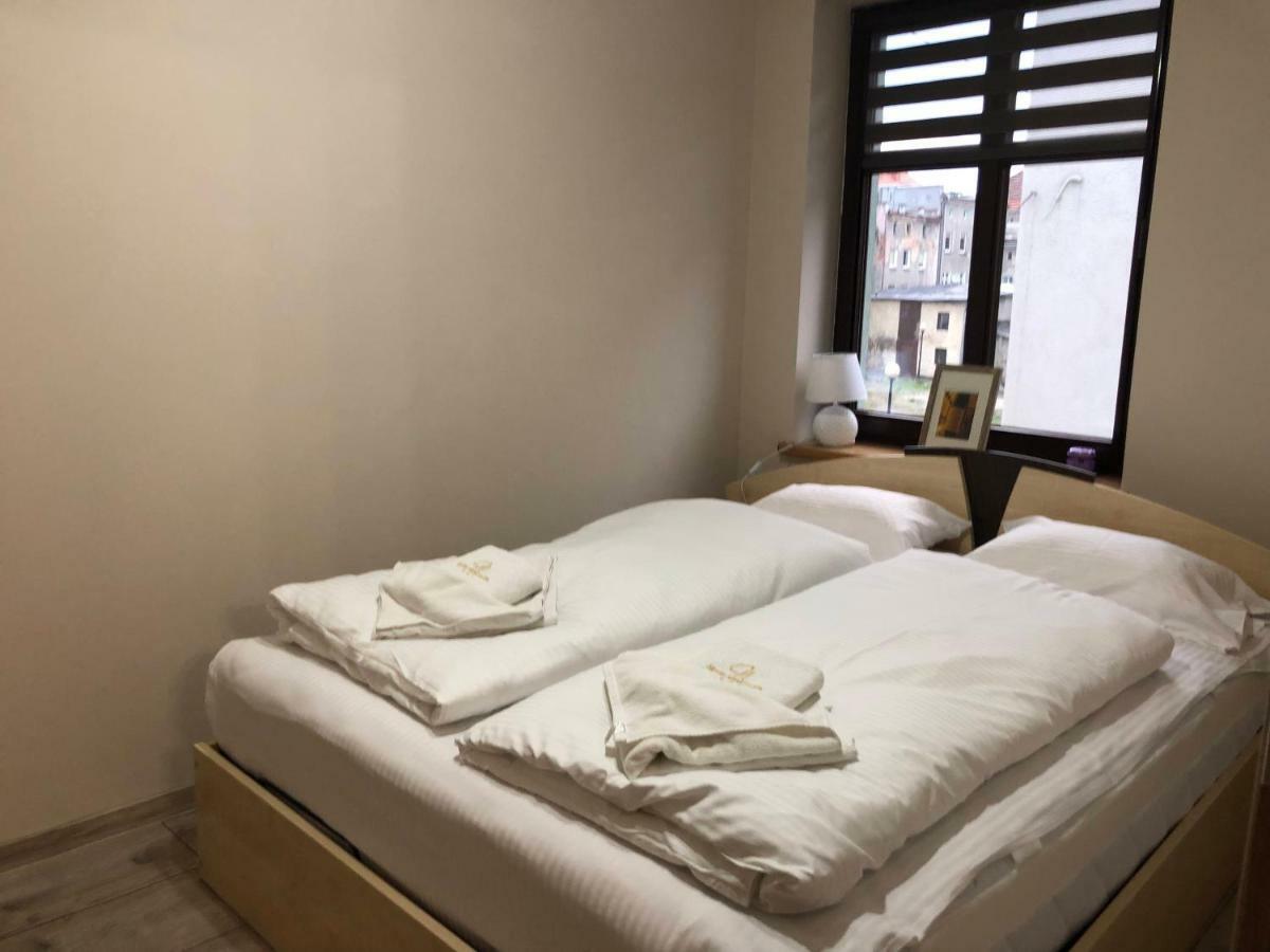 Apartamenty Alicja Dzierzoniow Luaran gambar